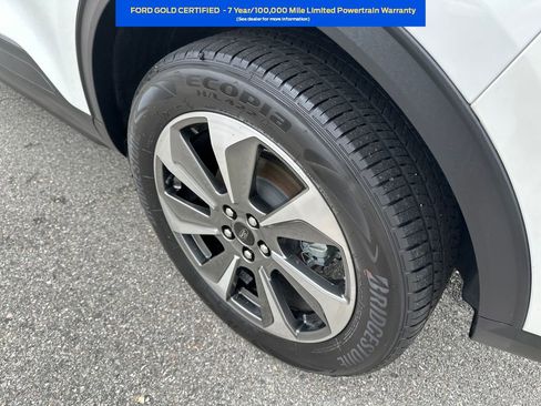 Certified 2023 Ford Escape Platinum image 30