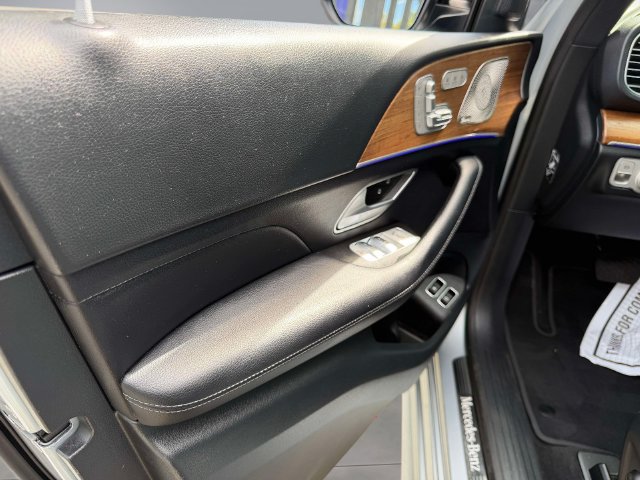 Certified 2025 Mercedes-Benz GLE 450e 4MATIC image 13