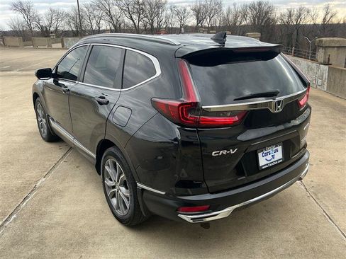 Used 2022 Honda CR-V Touring image 4