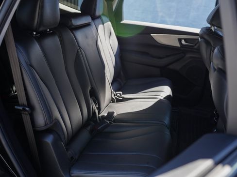 Used 2024 Acura MDX FWD image 25