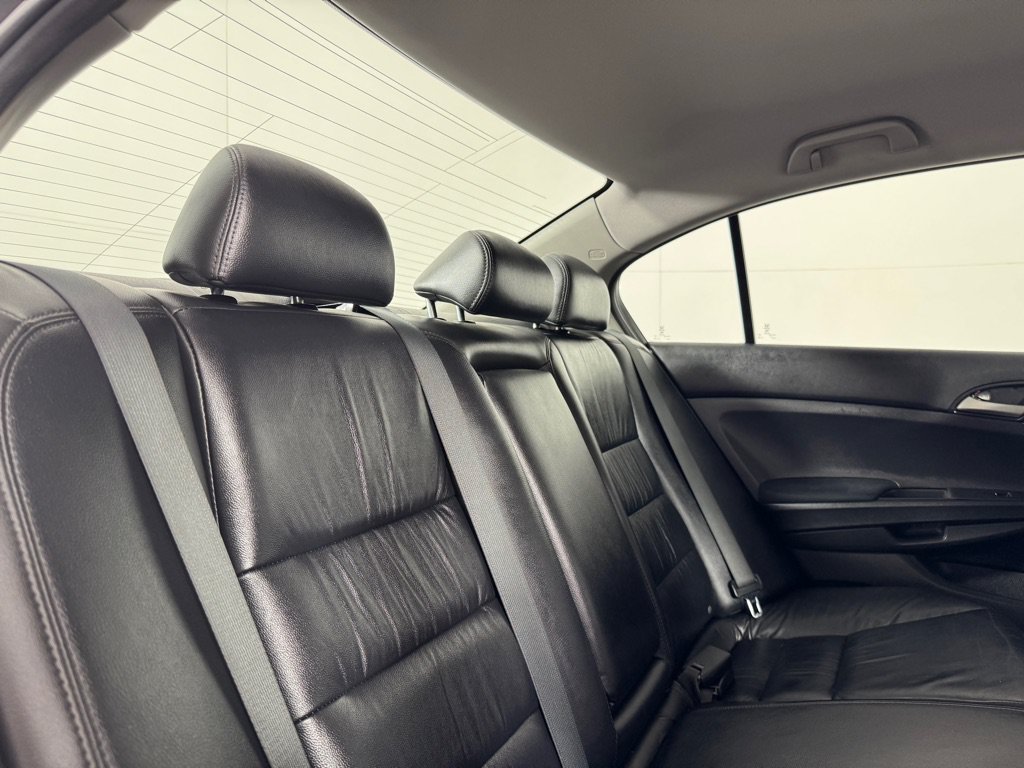 Used 2011 Honda Accord SE image 21