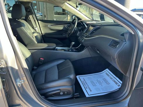 Used 2019 Chevrolet Impala LT image 20