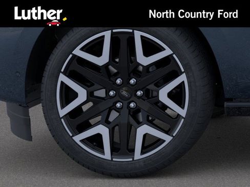 New 2026 Ford Expedition Max Platinum image 19