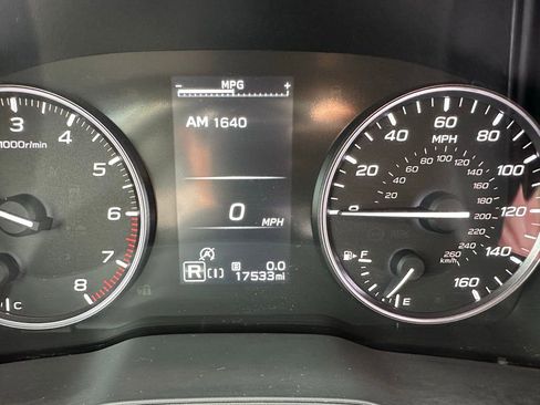 Used 2025 Subaru Forester Limited w/ Popular Package #2 image 33