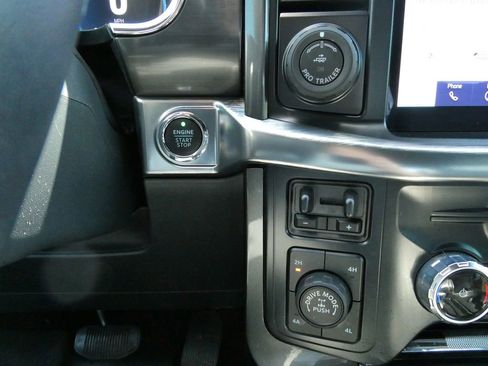Used 2023 Ford F150 Lariat AWD/4WD image 29