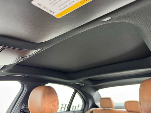 Used 2020 Mercedes-Benz C 300 Sedan image 3