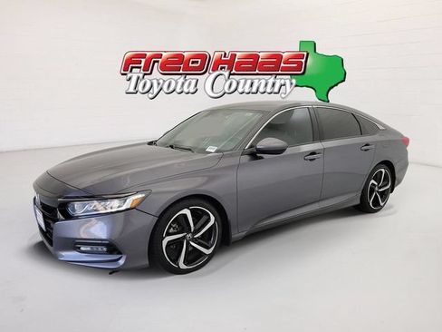 Used 2018 Honda Accord Sport image 1