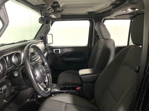 Used 2019 Jeep Wrangler Unlimited Sport S image 26