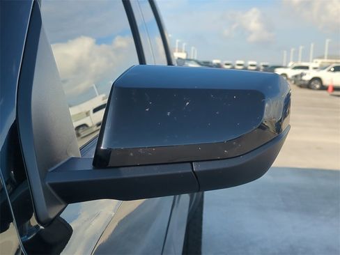 Used 2023 GMC Canyon AT4 w/ AT4 Premium Package image 12