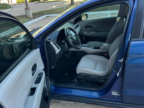 Used 2016 Honda HR-V EX-L image 10