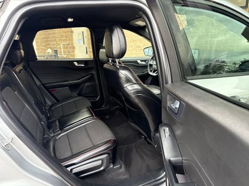 Used 2024 Ford Escape ST-Line AWD/4WD image 24