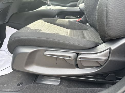 Used 2023 Honda HR-V LX image 14