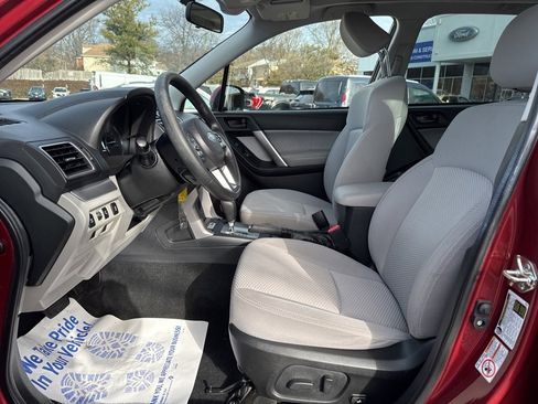 Used 2018 Subaru Forester 2.5i Premium image 19