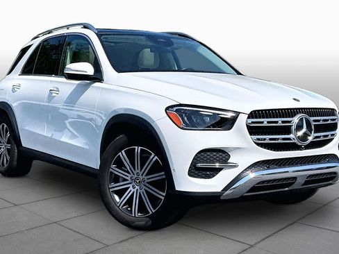 Used 2024 Mercedes-Benz GLE 450 4MATIC image 3