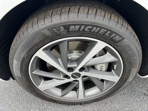 Used 2025 Genesis GV80 2.5T Advanced image 12