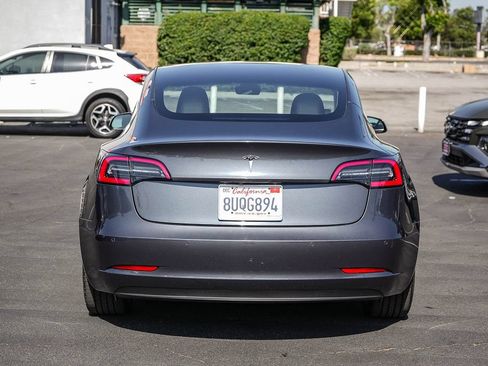 Used 2021 Tesla Model 3 Standard Range Plus RWD image 8