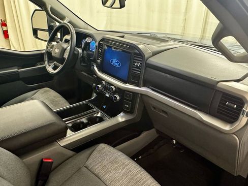 Used 2022 Ford F150 XLT w/ Equipment Group 302A High image 12