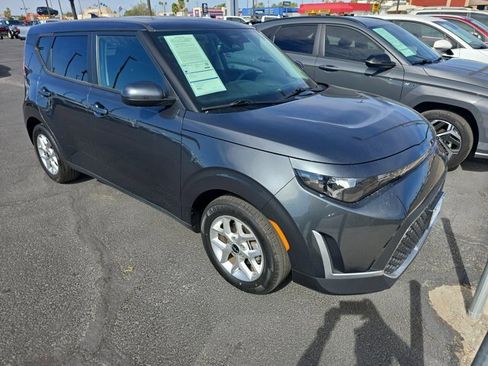 Used 2024 Kia Soul LX w/ Option Group 015 image 4