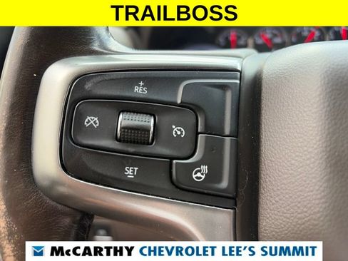 Used 2022 Chevrolet Silverado 1500 LT Trail Boss w/ Convenience Package II AWD/4WD image 18
