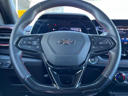 Used 2024 Chevrolet TrailBlazer RS image 20