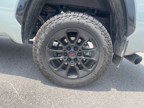 Used 2024 Toyota Tundra Platinum w/ TRD Off-Road Package AWD/4WD image 6