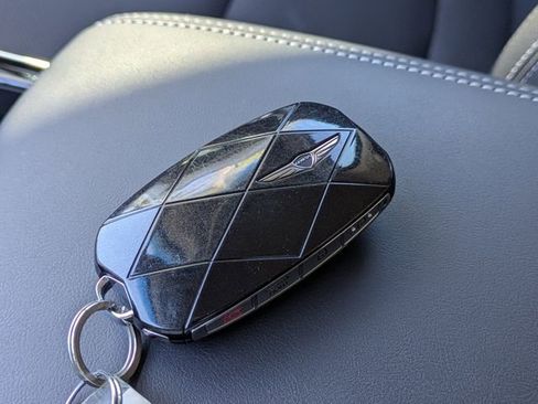 Used 2026 Genesis GV70 2.5T image 30