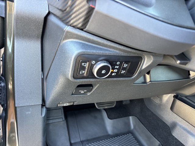 Used 2025 Ford Bronco Raptor AWD/4WD image 26