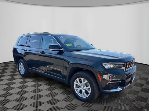 Used 2023 Jeep Grand Cherokee L Limited w/ Luxury Tech Group II AWD/4WD image 6