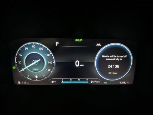 Used 2022 Hyundai Santa Fe Blue image 15