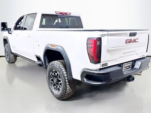 Certified 2024 GMC Sierra 2500 AT4X image 6
