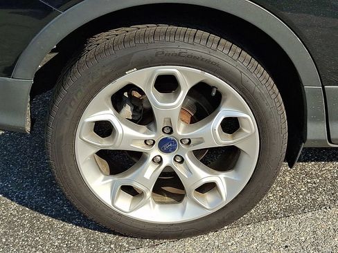Used 2013 Ford Escape Titanium w/ Parking Technology Pkg AWD/4WD image 8