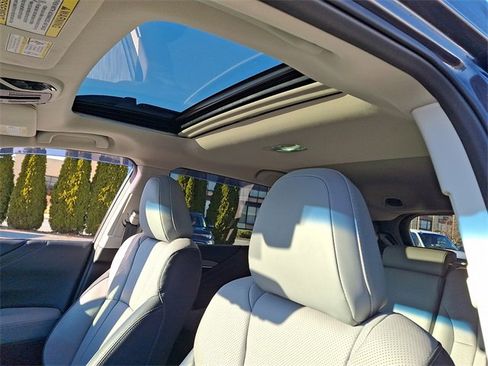 Used 2022 Subaru Outback Limited image 13