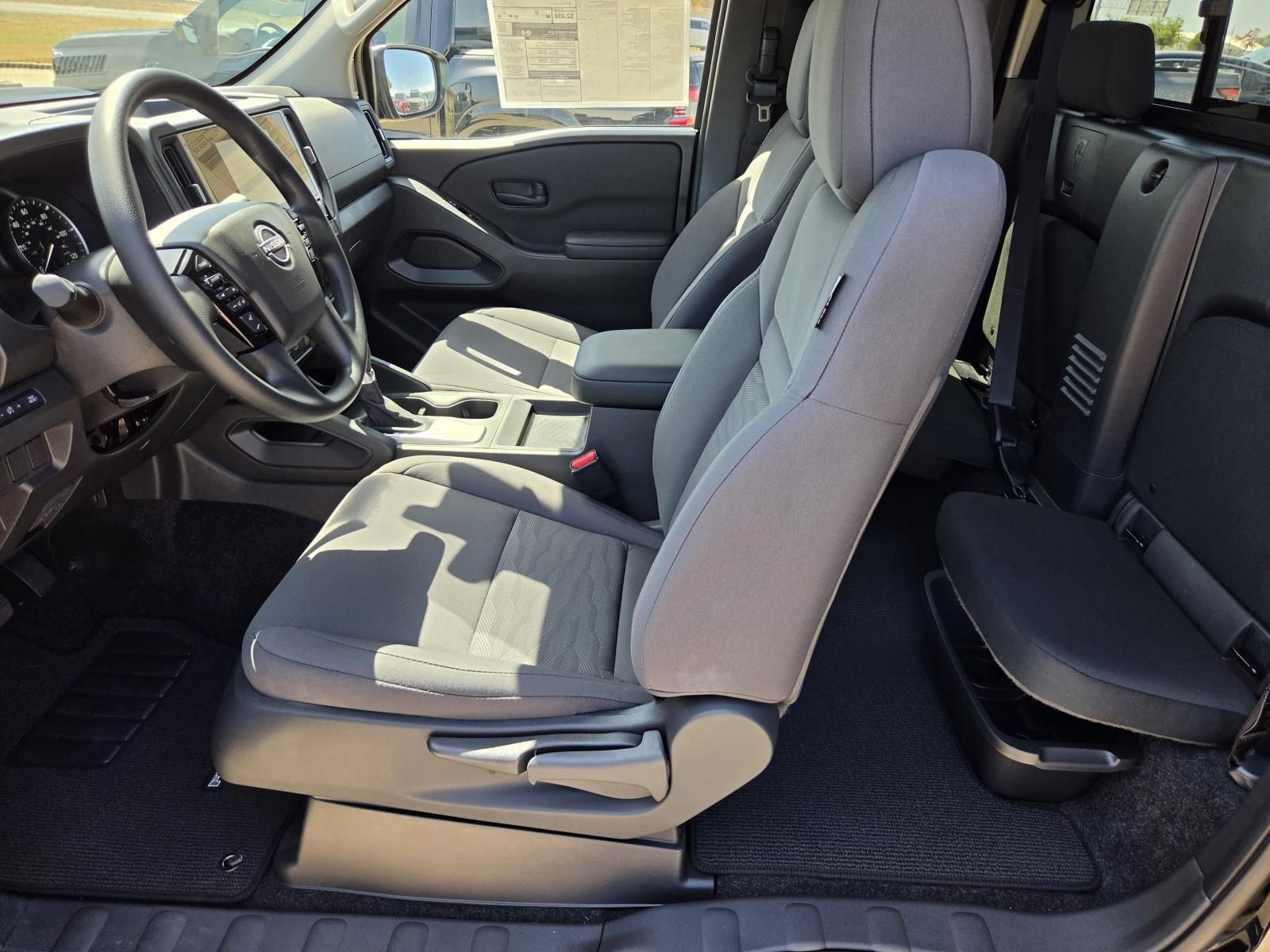 New 2027 Nissan Frontier S w/ Tow Package AWD/4WD image 18