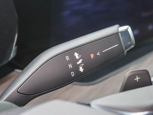 New 2026 Chevrolet Suburban LS image 19