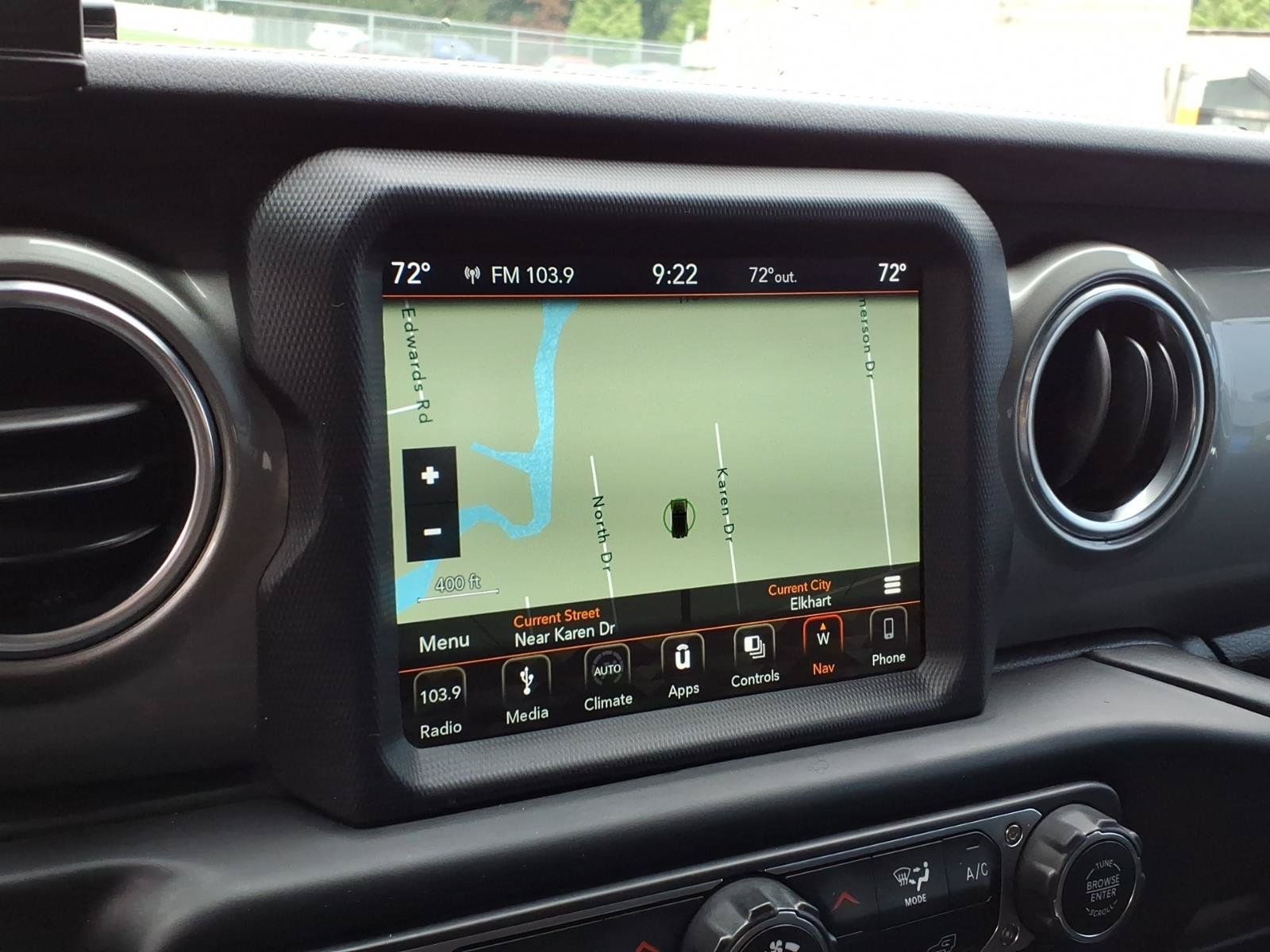 Used 2019 Jeep Wrangler Unlimited Sahara w/ Uconnect 4C Nav & Sound Group AWD/4WD image 16