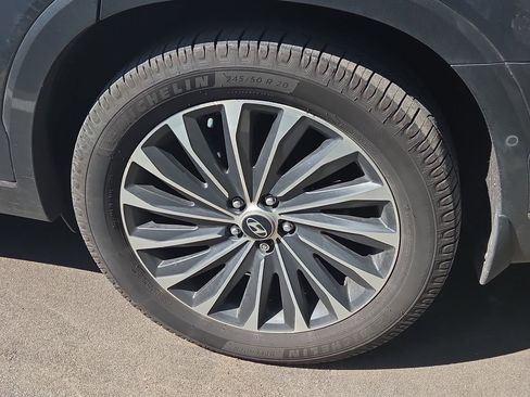 Used 2023 Hyundai Palisade Calligraphy image 7