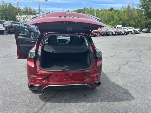 Used 2024 Buick Encore GX Avenir w/ Avenir Convenience Package AWD/4WD image 19
