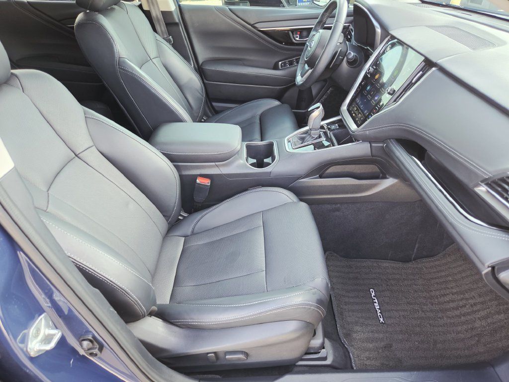 Used 2024 Subaru Outback Limited AWD/4WD image 13
