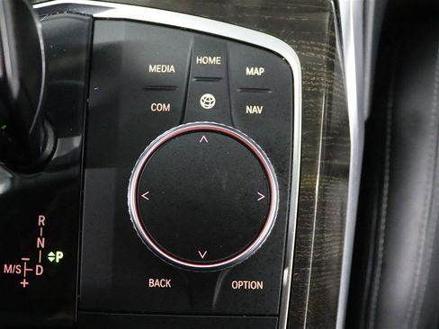 Used 2019 BMW 330i xDrive Sedan w/ Premium Package image 29