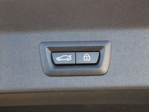 Used 2022 BMW X3 xDrive30i w/ Premium Package 2 image 9