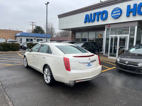 Used 2013 Cadillac XTS Platinum image 11