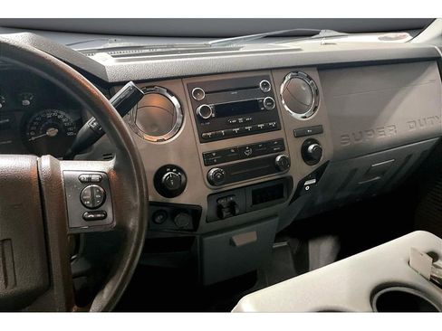 Used 2016 Ford F250 XLT image 7