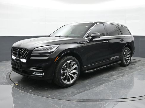 Used 2021 Lincoln Aviator Grand Touring w/ Elements Package Plus image 8