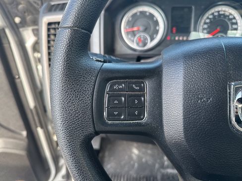 Used 2016 RAM 1500 Tradesman w/ Chrome Appearance Group image 16