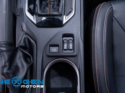 Used 2020 Subaru Crosstrek 2.0i Limited w/ Moonroof Package image 18