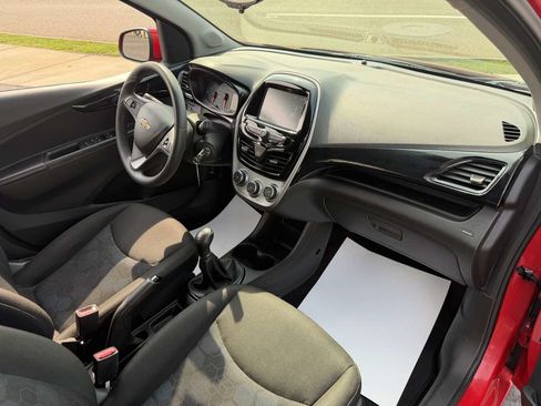 Used 2018 Chevrolet Spark LT FWD image 19