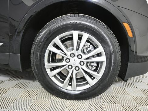 Used 2022 Cadillac XT5 Premium Luxury image 11