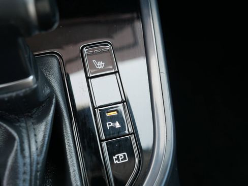 Certified 2023 Kia Niro EX Touring image 32