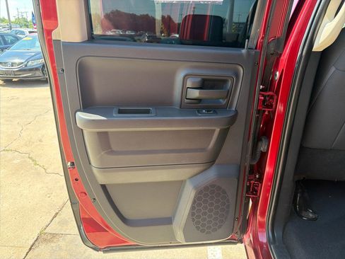 Used 2012 RAM 1500 Express AWD/4WD image 27