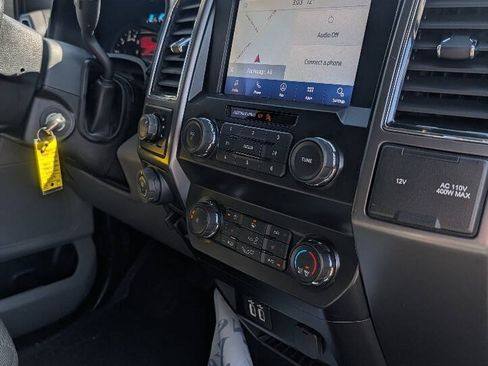 Used 2019 Ford F150 XLT w/ Equipment Group 302A Luxury AWD/4WD image 35